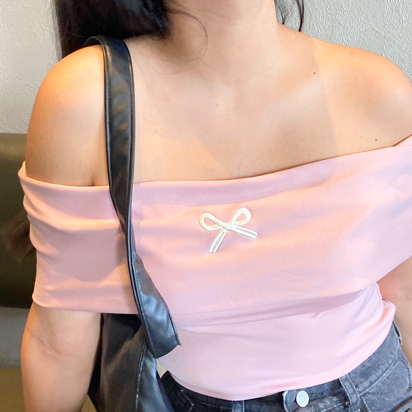 Off Shoulders Lily